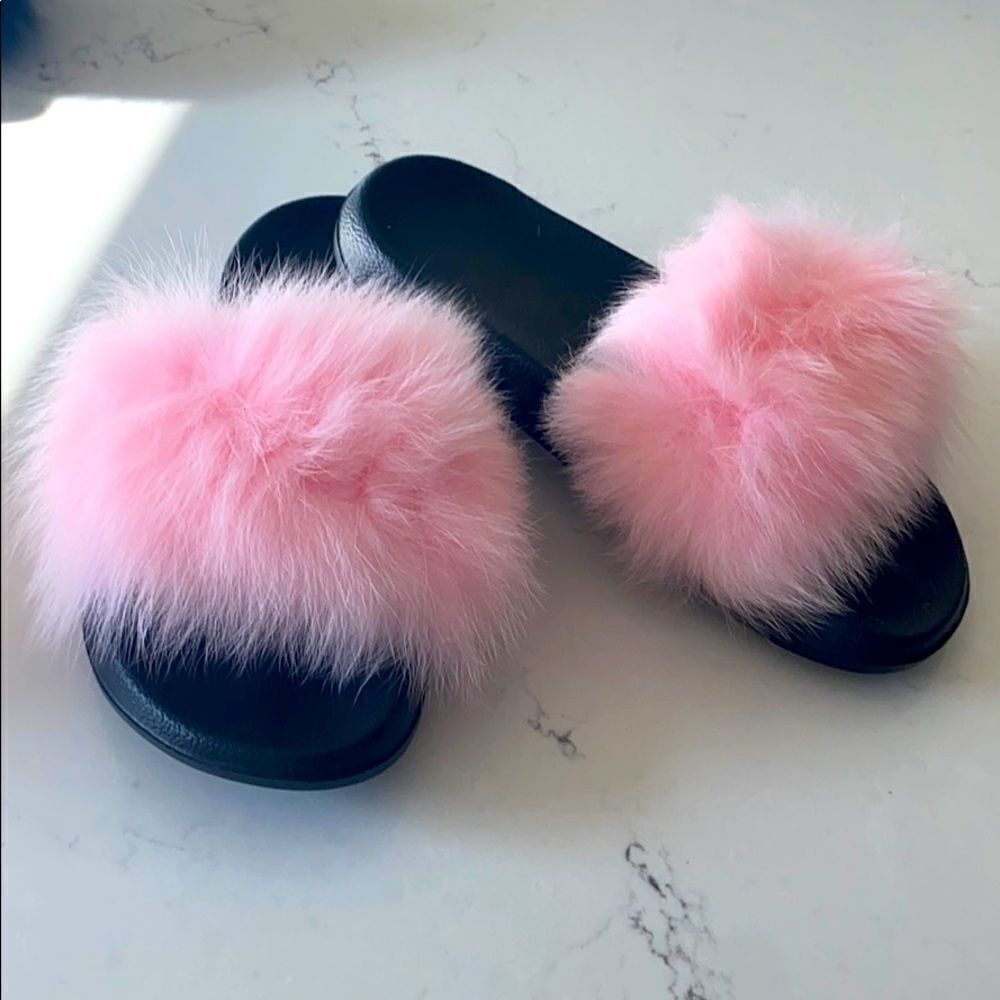 ‎Pink Real Fur Open Toe Slides